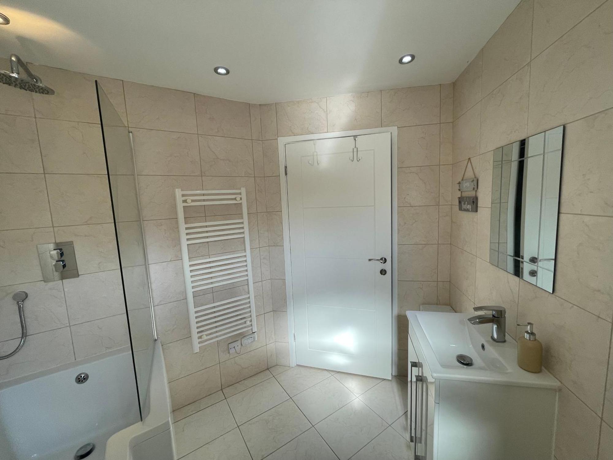 Sunderland Short Stays 2 Bedroom Apartment Free Parking Fulwell Sr6 Exterior photo
